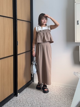 「ナロースカート」｜「アイテム（サンダル）」を使った、himeさん（レディース・160cm）の秋コーディネート