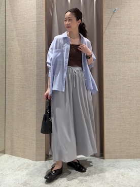 「Jena espace merveilleux(ジェナ エスパスメルヴェイユ)のヨウリュウスカーチョ(その他パンツ、グレー系)」を使った、akane.mさん(レディース・162cm)の春コーディネート