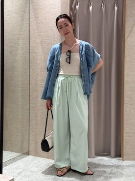 「Jena espace merveilleux(ジェナ エスパスメルヴェイユ)の【サラサラ半袖デニム】テンセルフレンチシャツ(シャツ/ブラウス、ブルー系)」を使った、akane.mさん(レディース・162cm)の夏コーディネート