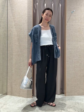 「Jena espace merveilleux(ジェナ エスパスメルヴェイユ)の【サラサラ半袖デニム】テンセルフレンチシャツ(シャツ/ブラウス、ブルー系)」を使った、akane.mさん(レディース・162cm)の夏コーディネート