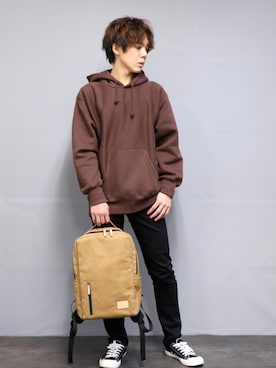 「アイテム（パーカー、ブラウン系）」を使った、けんTea☕️さん（メンズ・170cm）の秋コーディネート