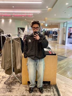 「URBAN RESEARCH（アーバンリサーチ）のLOTTO　BACK PRINT COACH JACKET（ブルゾン、ブルー系）」を使った、ryutoさん（メンズ・163cm）の冬コーディネート