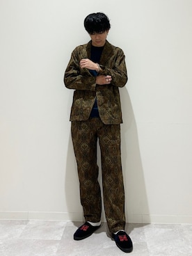 「アイテム（テーラードジャケット、イエロー系）」を使った、藤井さん（メンズ・171cm）の秋コーディネート