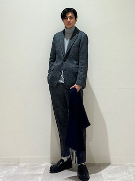 「マフラー」｜「アイテム（テーラードジャケット）」を使った、藤井さん（メンズ・171cm）の秋コーディネート