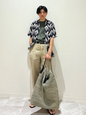 「TOMOE（トモエ）のアイテム（バッグ）」を使った、藤井さん（メンズ・171cm）の夏コーディネート