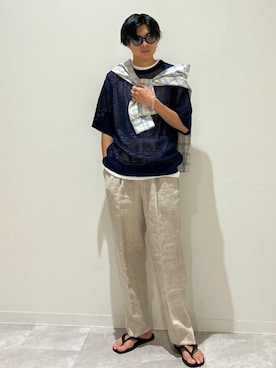 「アイテム（ニット/セーター、ブルー系）」を使った、藤井さん（メンズ・171cm）の秋コーディネート