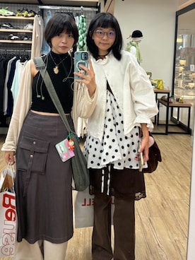 「GU（ジーユー）のアイテム（デニムパンツ、ブラウン系）」を使った、peko0718さん（レディース・163cm）の夏コーディネート