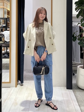 「BAYFLOW（ベイフロー）の[ヴィンテージ感のある風合い]ピグメントロゴ半袖Tシャツ（Tシャツ/カットソー、ブラウン系）」を使った、Haruneさん（レディース）の春コーディネート