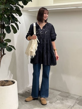 「アイテム（モカシン/デッキシューズ）」を使った、Haruneさん（レディース・167cm）の秋コーディネート