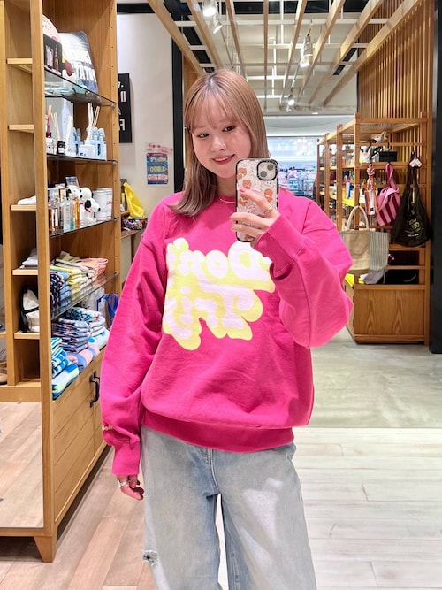 ダメージワイドデニム