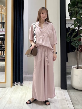 「BAYFLOW（ベイフロー）のアイテム（パンツ）」を使った、Haruneさん（レディース・167cm）の春コーディネート