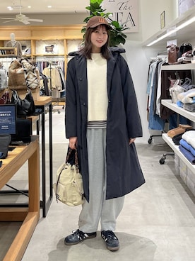 「BAYFLOW（ベイフロー）のコードHDマルチポケショルダー（ハンドバッグ）」を使った、Haruneさん（レディース・167cm）の秋コーディネート