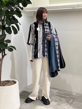 「アイテム（ブランケット）」を使った、Haruneさん（レディース・167cm・30代）の秋コーディネート