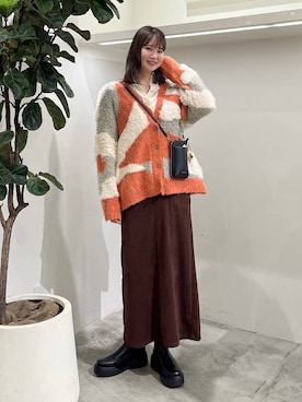 「アイテム（財布）」を使った、Haruneさん（レディース・167cm・30代）の秋コーディネート