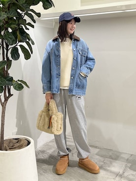 「アイテム（スウェットパンツ）」を使った、Haruneさん（レディース・167cm）の秋コーディネート