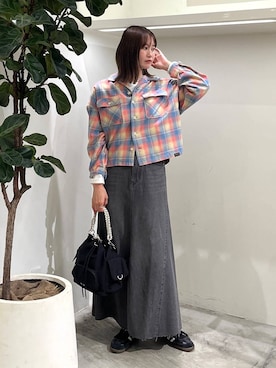 「BAYFLOW（ベイフロー）のコードHDマルチポケショルダー（ハンドバッグ）」を使った、Haruneさん（レディース・167cm）の秋コーディネート