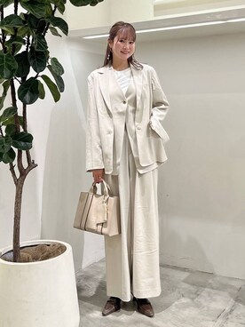 「アイテム（ベスト）」を使った、Haruneさん（レディース・167cm・30代）の冬コーディネート