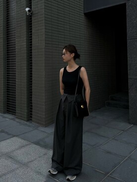 「GIVENCHY（ジバンシイ）のアイテム」を使った、Tingさん（レディース・173cm）の秋コーディネート