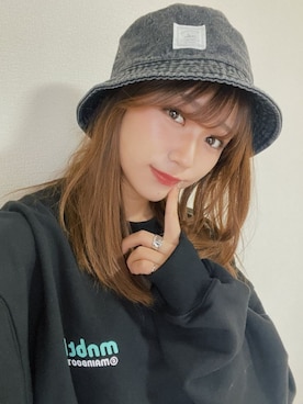 「アイテム（音楽/本・雑誌、グリーン系）」を使った、アイドル達のクローゼットさん（レディース・152cm）の秋コーディネート