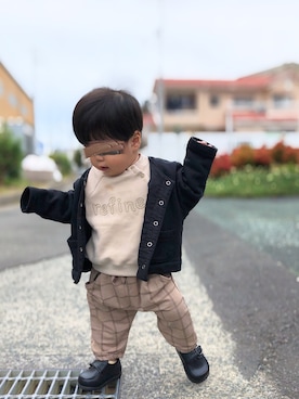 「BeBe（ベベ）のアイテム（ノーカラージャケット）」を使った、Otoさん（キッズ・70cm）の秋コーディネート