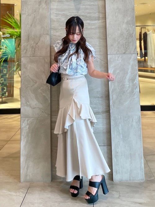 INGNI ブラウス シャツ 花柄フリル2Wayボウタイノースリブラウス