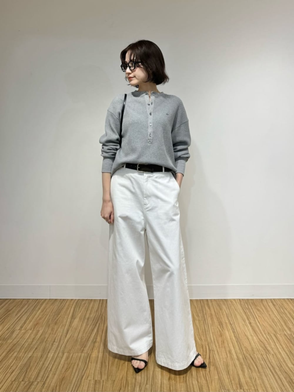 Whim Gazette（ウィムガゼット）の「サーマルヘンリープルオーバー（T