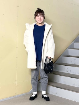 「冬の差し色コーデ」｜「アイテム（ジャケット/アウター）」を使った、サトユナさん（レディース・157cm）の冬コーディネート