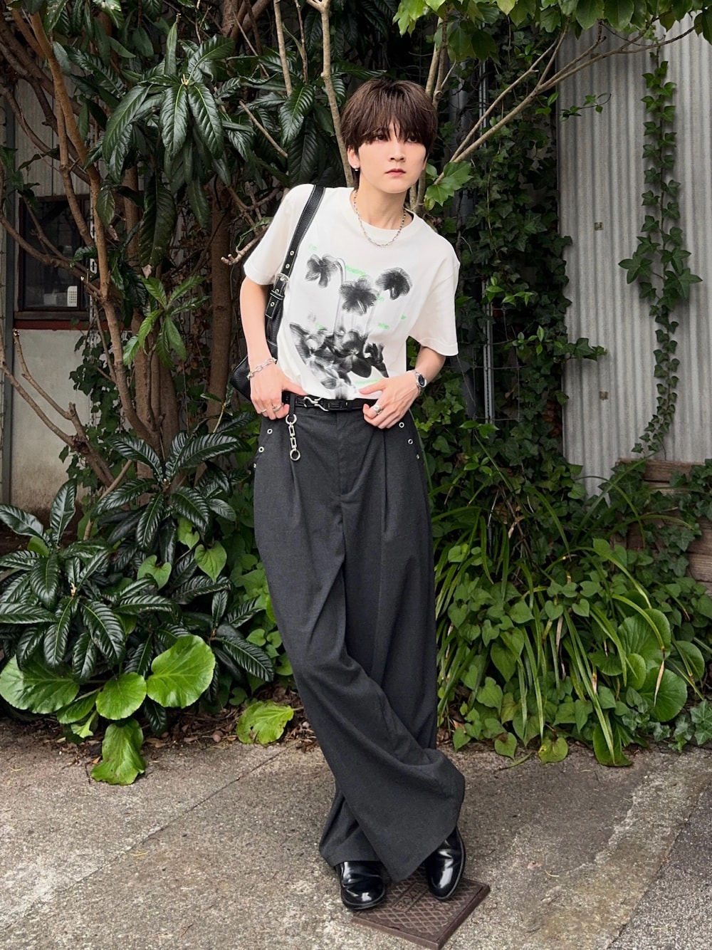 さあや|Adoon plainのスラックスを使った参考コーディネート
