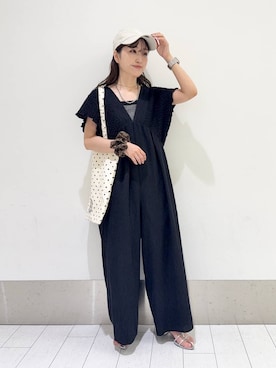 「テーマパーク」｜「アイテム（オールインワン・サロペット）」を使った、anyuさん（レディース・150cm）の夏コーディネート