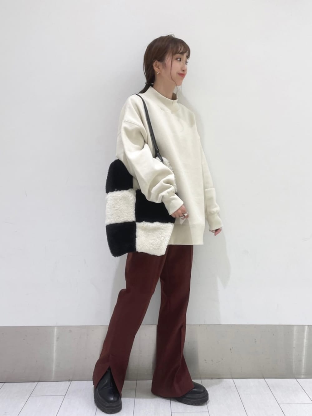 LOWRYS FARM（ローリーズファーム）の「ハイネックチュニック