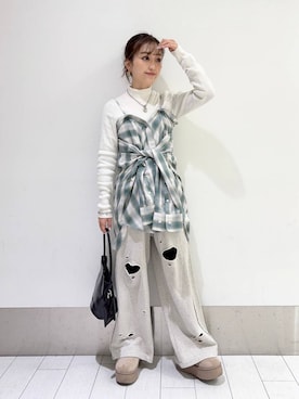 「新作」｜「アイテム（スウェットパンツ）」を使った、anyuさん（レディース・150cm）の冬コーディネート