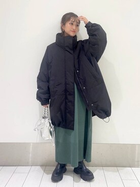 「テーマパーク」｜「アイテム（その他アウター）」を使った、anyuさん（レディース・150cm）の秋コーディネート