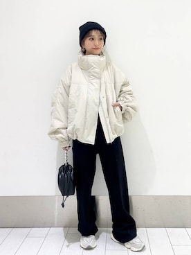 「テーマパーク」｜「アイテム（その他アウター）」を使った、anyuさん（レディース・150cm）の秋コーディネート