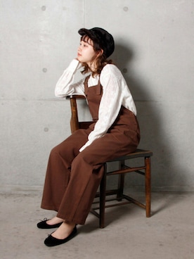 「アイテム（サロペット/オーバーオール、ブラウン系）」を使った、kurikiさん（レディース・160cm）の秋コーディネート