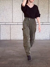 【AMERI】MEDI MILITARY CARGO PANTS ハイウエスト Ameri（アメリ）の「MEDI MILITARY CARGO PANTS（カーゴパンツ