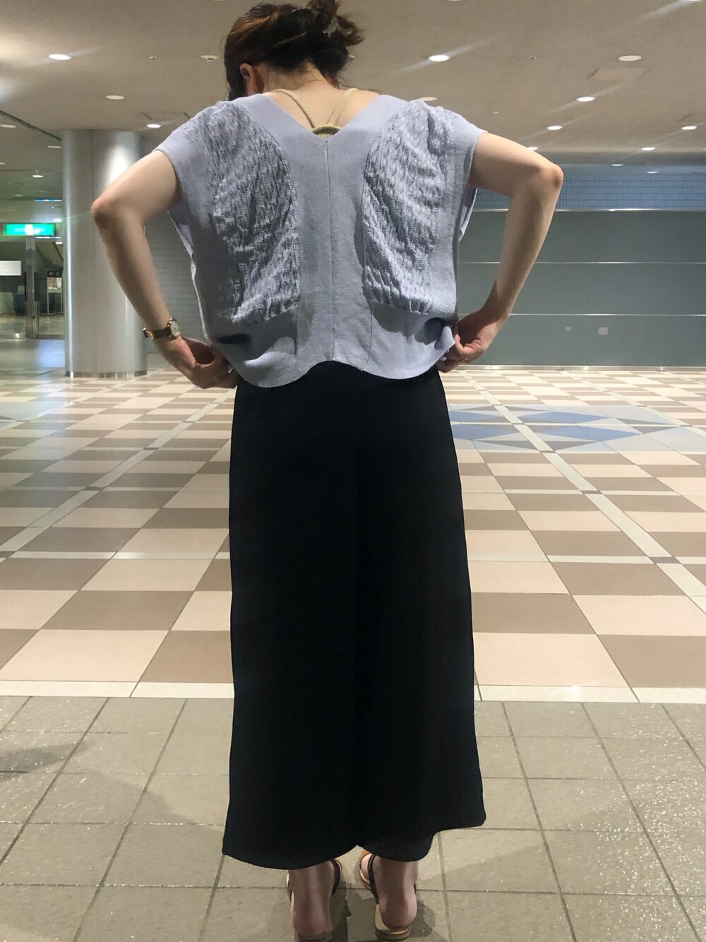 「オトナ女子、オトナカワイイ、夏」｜「CIAOPANICのアイテム（サンダル、ブラウン系）」を使った、AYUMIさん（レディース・160cm）の夏コーディネートの1枚目の写真