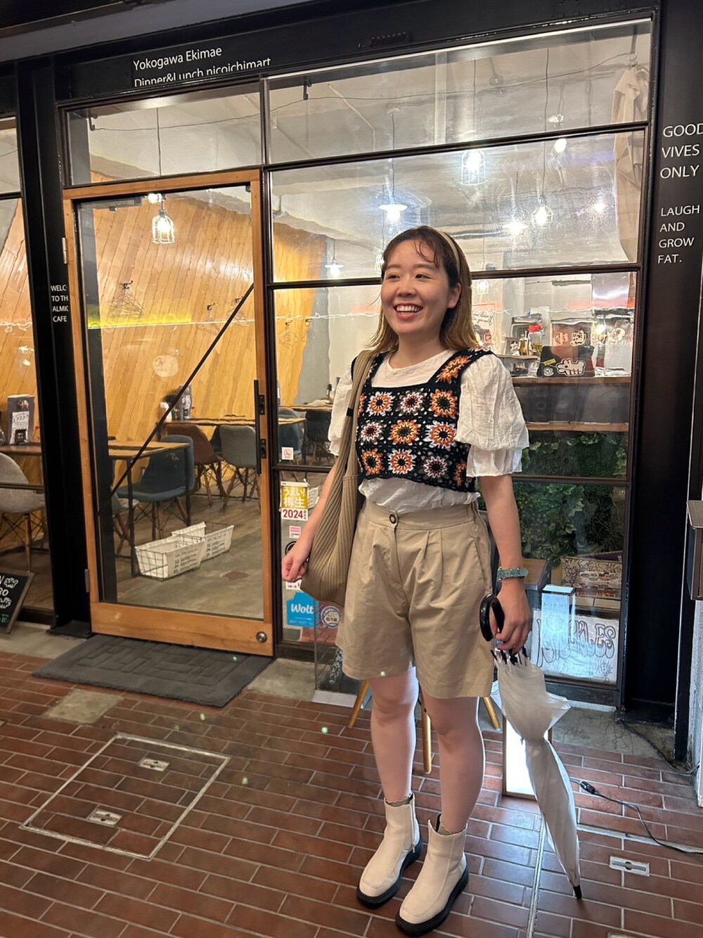 「秋っぽコーデ更新中」｜「abcdのアイテム（ニット/セーター、ブラック系）」を使った、AYUMIさん（レディース・160cm）の秋コーディネートの1枚目の写真