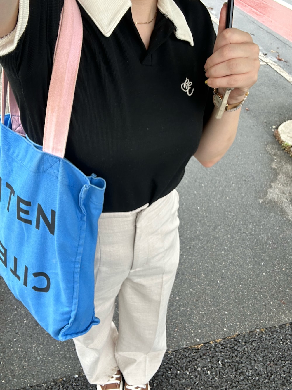 「お出かけコーデ」｜「SENSE OF PLACE by URBAN RESEARCHのアイテム（パンツ、ベージュ系）」を使った、AYUMIさん（レディース・160cm）の夏コーディネートの1枚目の写真