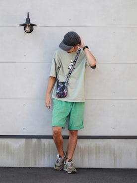 「TIMELY WARNING（タイムリーワーニング）のアイテム（トップス）」を使った、kokkinさん（メンズ・178cm）の秋コーディネート