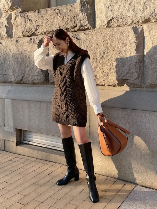 Ameri VINTAGE - 【新品未使用】エトレトウキョウ　ハンドニットケーブルベスト ETRE TOKYO（エトレトウキョウ）の「ハンドニットケーブルベスト