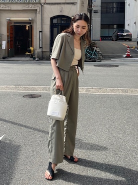 「LVEU.（ラブユ.）のアイテム（セットアップ）」を使った、ryoさん（レディース・160cm）の夏コーディネート