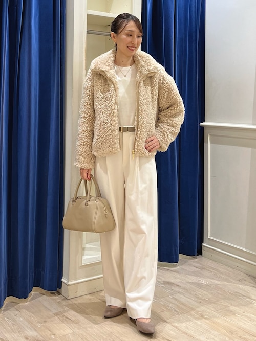 ノーリーズ横浜店nol ikeoさんのブルゾン「フェイクシープファーショートブルゾン(NOLLEY'S Sophi|ノーリーズソフィ)」を使ったコーディネート