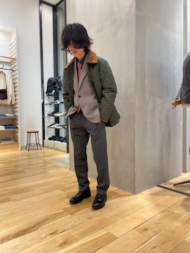 「アイテム（スーツパンツ）」を使った、スズキさん（メンズ・165cm）の秋コーディネート