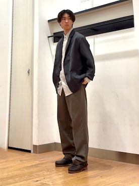 「アイテム（モカシン/デッキシューズ）」を使った、スズキさん（メンズ・165cm）の秋コーディネート