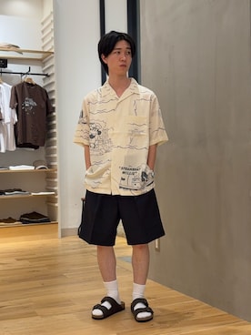 「Disney（ディズニー）のアイテム」を使った、スズキさん（メンズ・165cm）の夏コーディネート