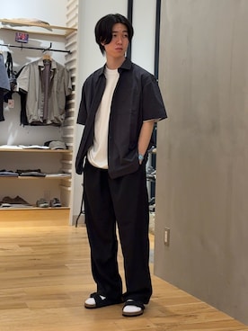 「URBAN RESEARCH DOORS（アーバンリサーチドアーズ）の『別注』Marmot×DOORS　DOT AIR SHORT-SLEEVE SHIRTS（シャツ/ブラウス、ブルー系）」を使った、スズキさん（メンズ・165cm）の夏コーディネート