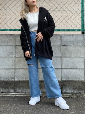 「SPINNS(スピンズ)のアイテム(パーカー)」を使った、aaayNさん(レディース・162cm)の冬コーディネート