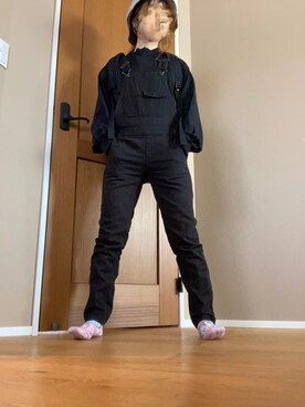 「GU（ジーユー）のアイテム（サロペット/オーバーオール、ブラック系）」を使った、boochanさん（レディース・150cm）の春コーディネート