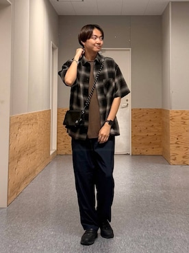 「BAYFLOW（ベイフロー）の[旅行にぴったり♪]トラベルマルチショルダーバッグ（ショルダーバッグ、ブラック系）」を使った、j3t0u0さん（メンズ・174cm）の夏コーディネート