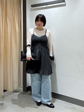 「KBF（ケイビーエフ）のカットデザインメリージェーンローファー（ローファー、ブラック系）」を使った、nagisaさん（レディース・154cm）の春コーディネート